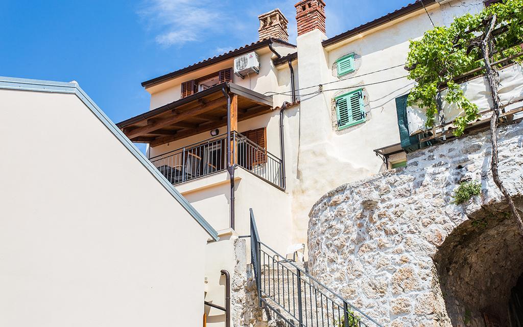Apartment & Room Antonio Vrbnik Dış mekan fotoğraf
